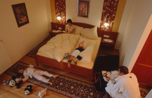 Gasthof Hotel Zum Weinberg Gyepűfüzes Kültér fotó